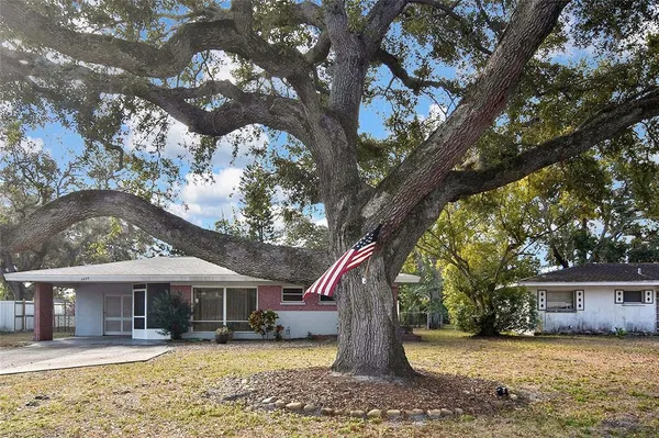 $339,000 | 3856 27th Parkway, Sarasota, FL 34235