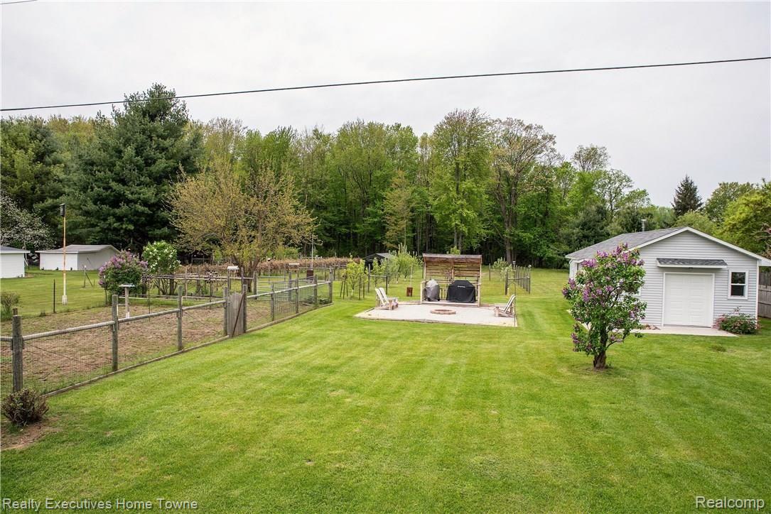 4725 Brott Road North Street, MI 48049 - Photo 16 of 37 Becky Ludy-4725 Brott-0031.jpg