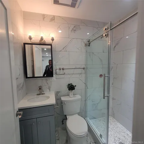 $2,075,000 | 2041 Strauss Street | Brownsville