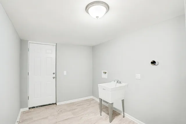 $279,000 | 6954 South Prairie Avenue, Chicago, IL 60637