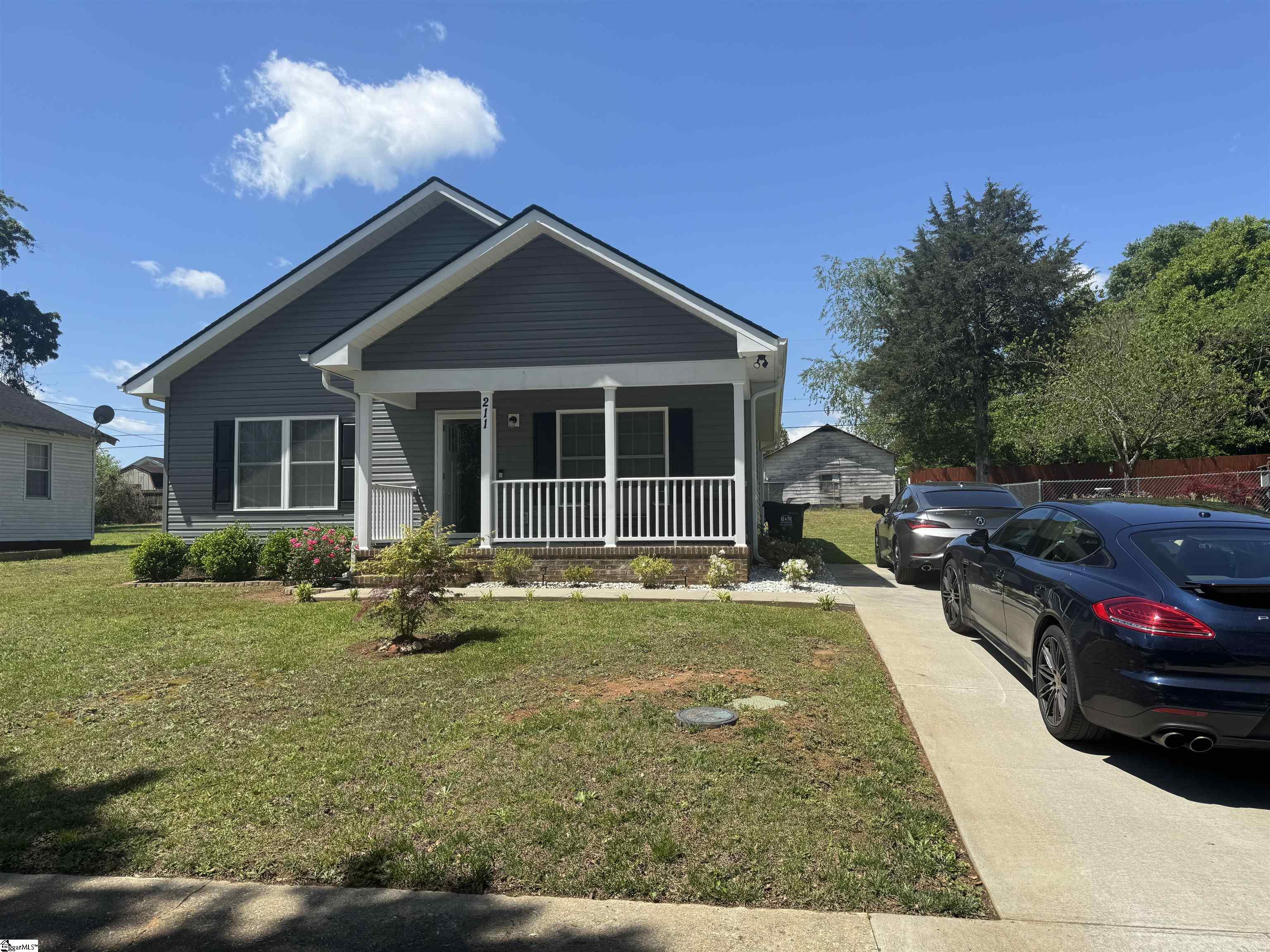 211 Whitney Street Slater, SC 29683 - Photo 1 of 16