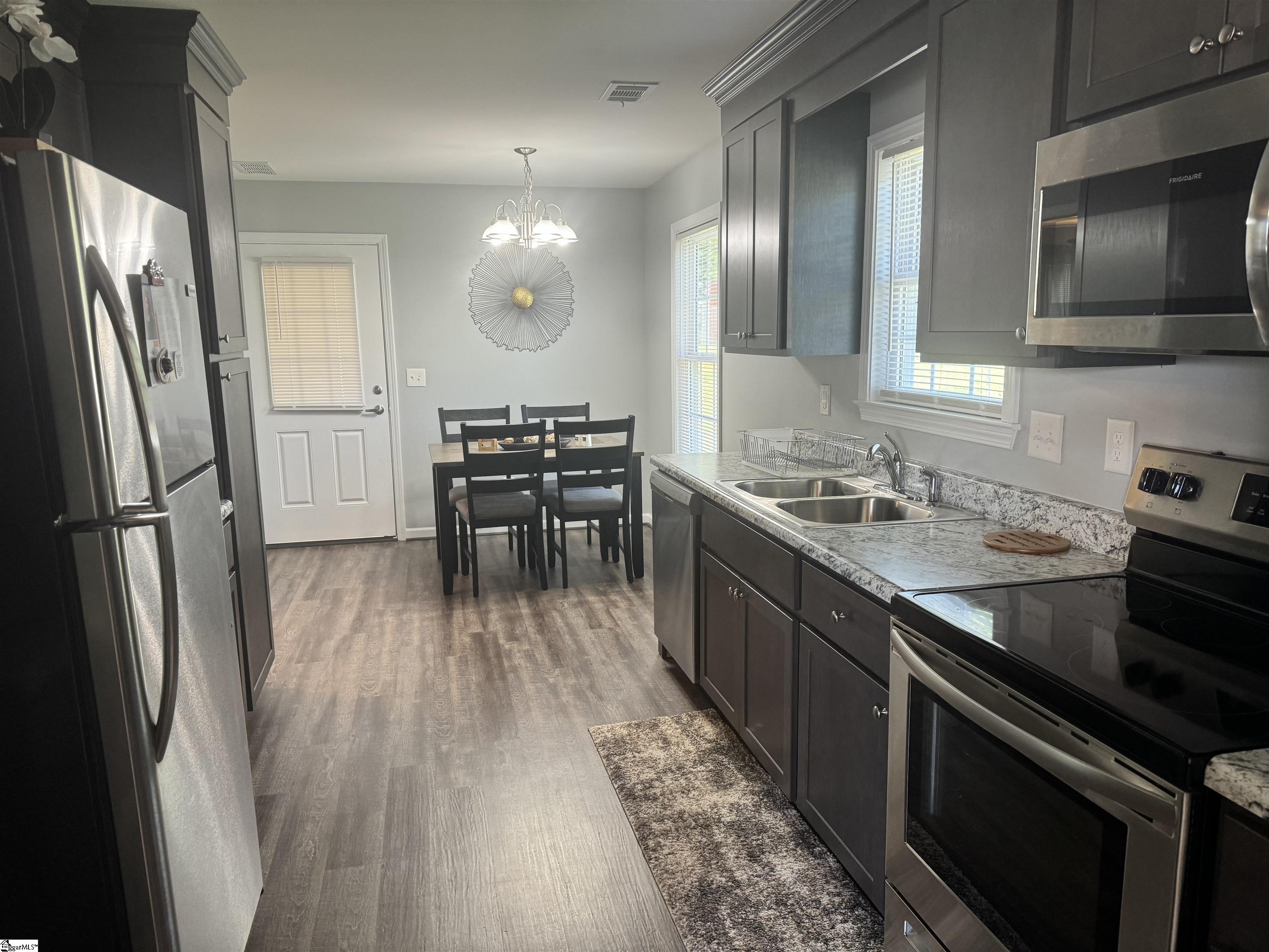 211 Whitney Street Slater, SC 29683 - Photo 3 of 16