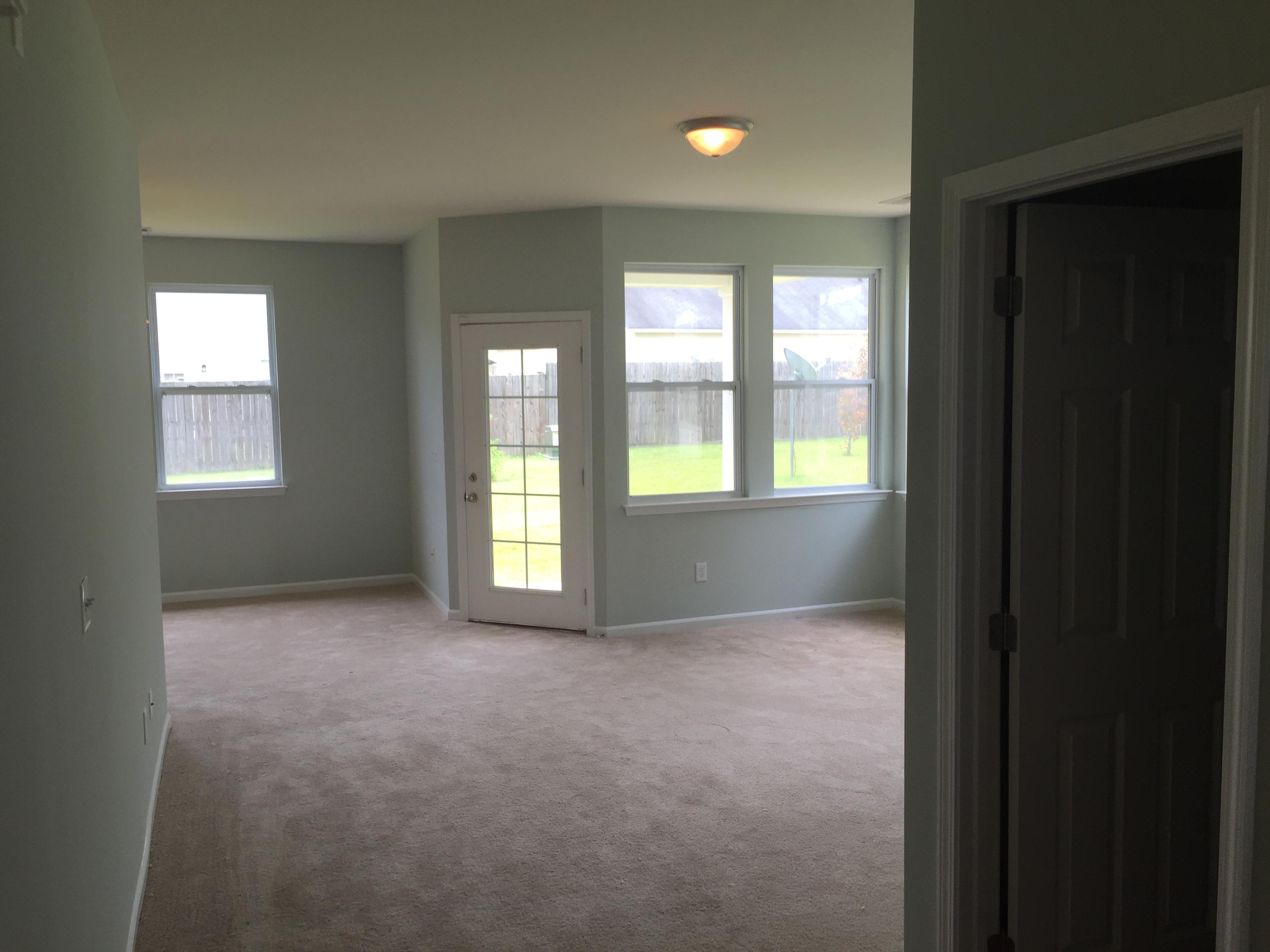 238 Meadow Wood Road Summerville, SC 29486 - Photo 2 of 15 IMG_3620