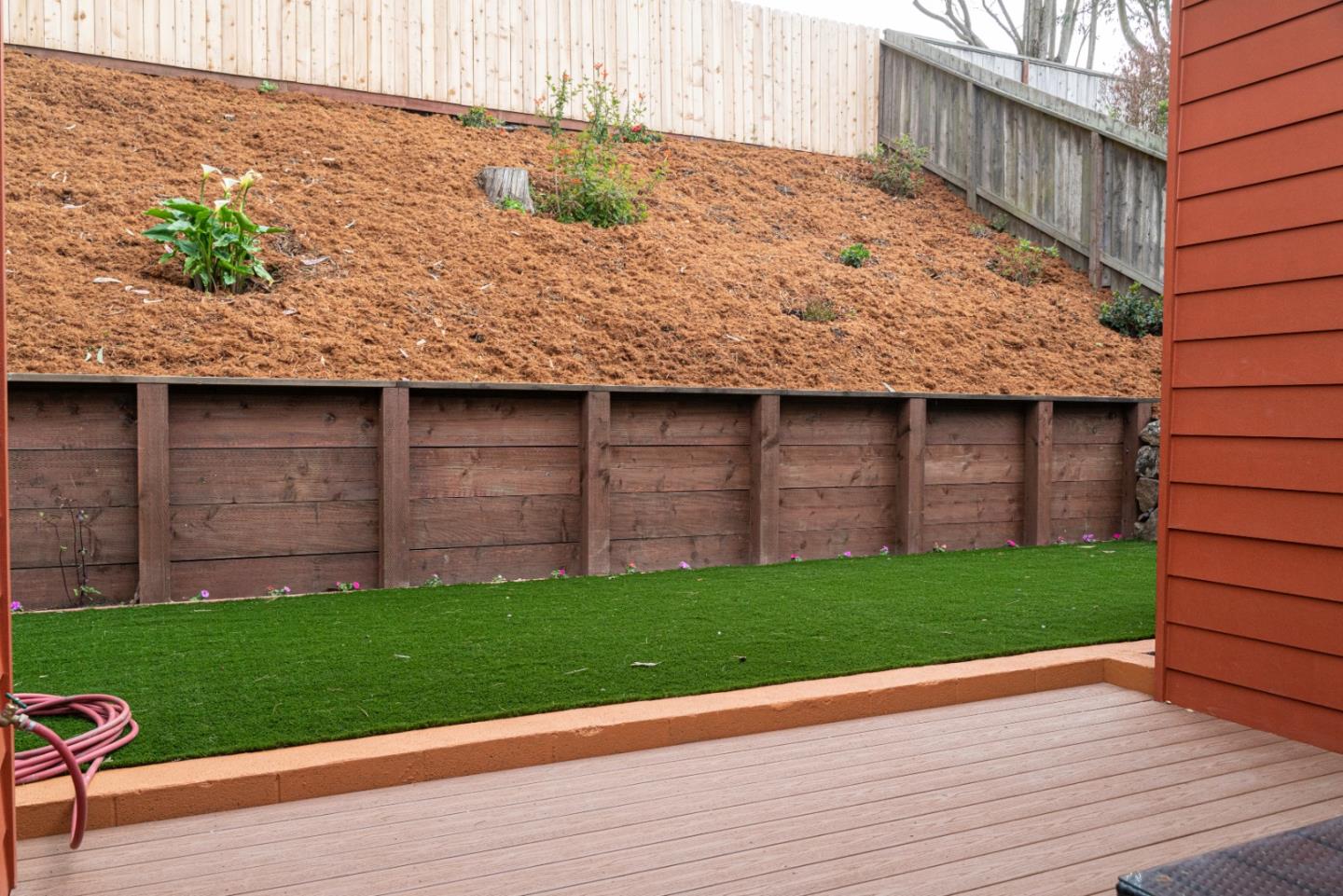 660 Edgemar Avenue Pacifica, CA 94044 - Photo 32 of 36 a view of a backyard with plants