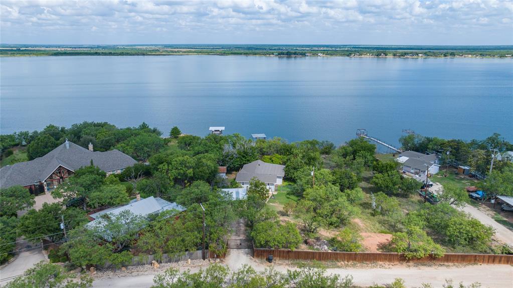 9732 Cove Road Abilene, TX 79601 - Photo 4 of 36