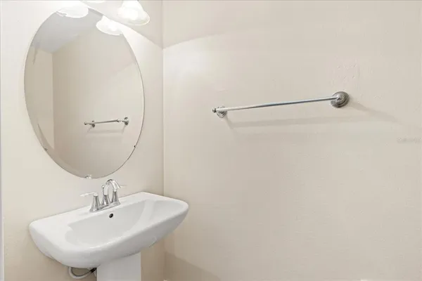 $2,600 | 4736 Swordfish Way, Palm Harbor, FL 34684