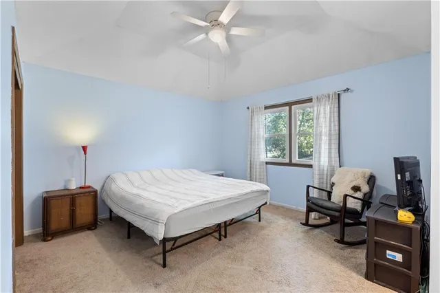 $339,000 | 6717 Northwest Lawson Lane, Parkville, MO 64152