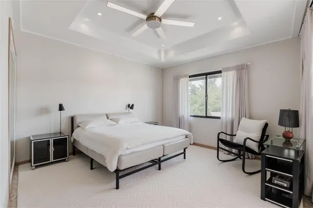 $339,000 | 6717 Northwest Lawson Lane, Parkville, MO 64152