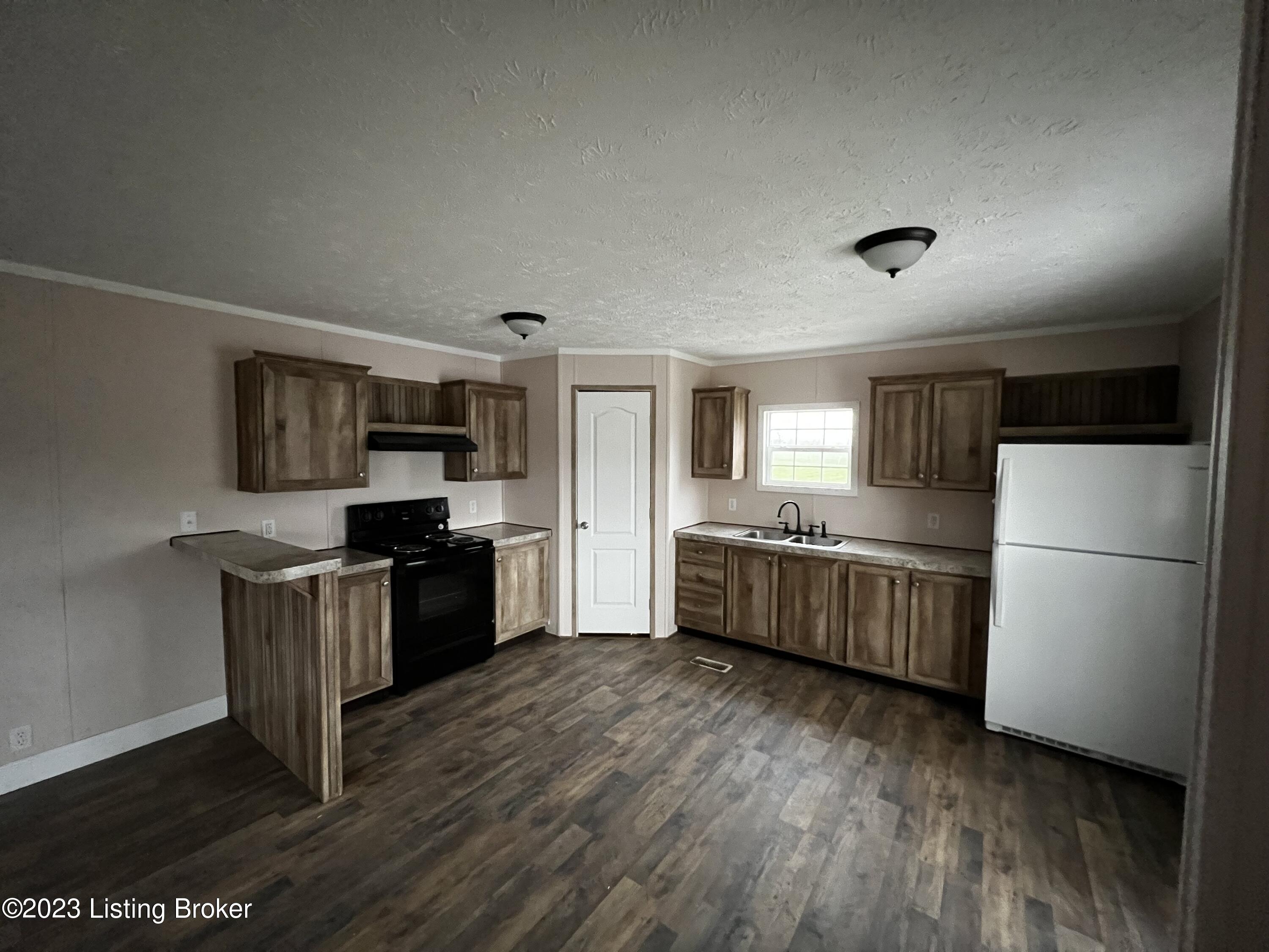 6858 Elizabethtown Road Leitchfield, KY 42754 - Photo 19 of 46 6858 Elizabethtown Rd Leitchfield -19
