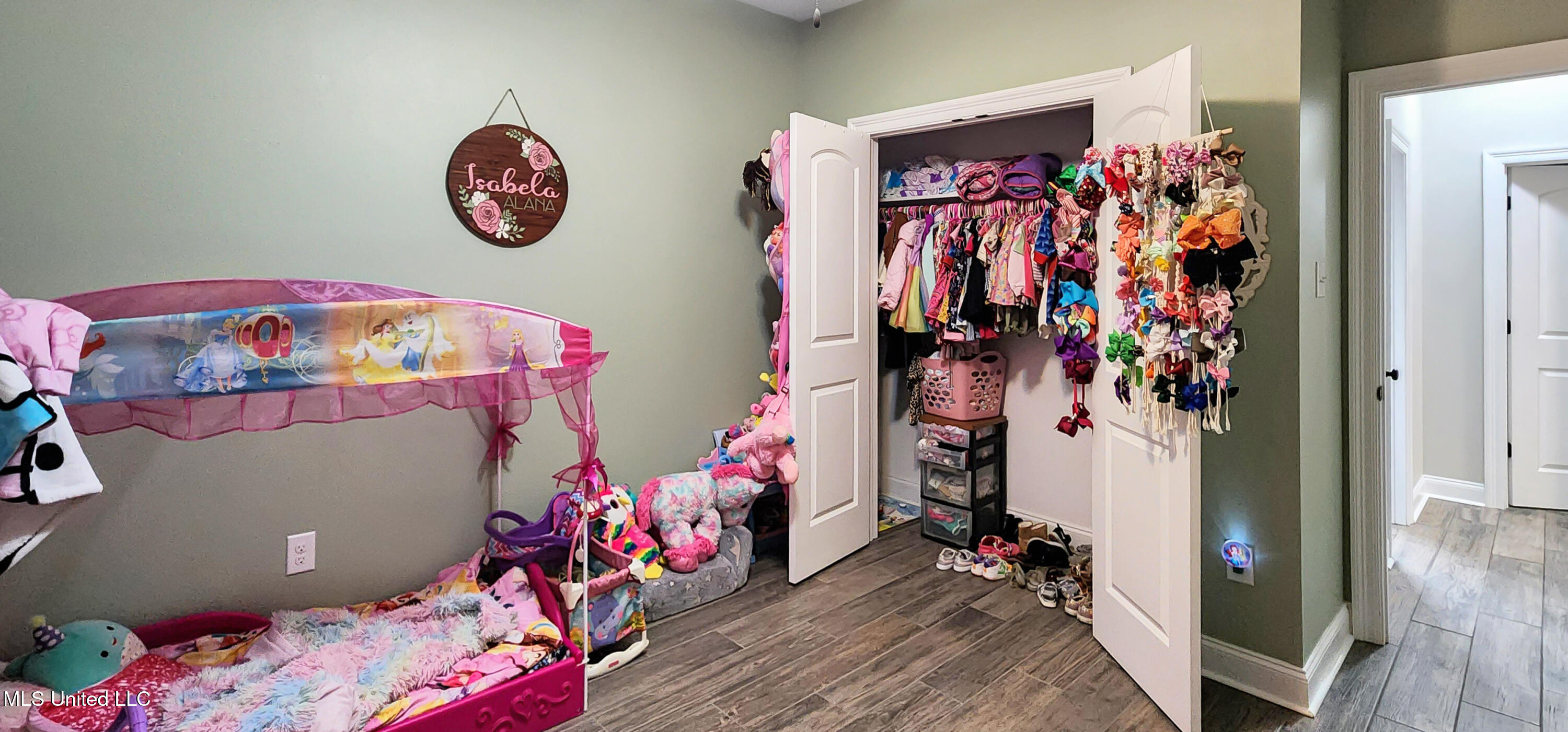 14456 North Swan Road Gulfport, MS 39503 - Photo 19 of 28 Bedroom #1