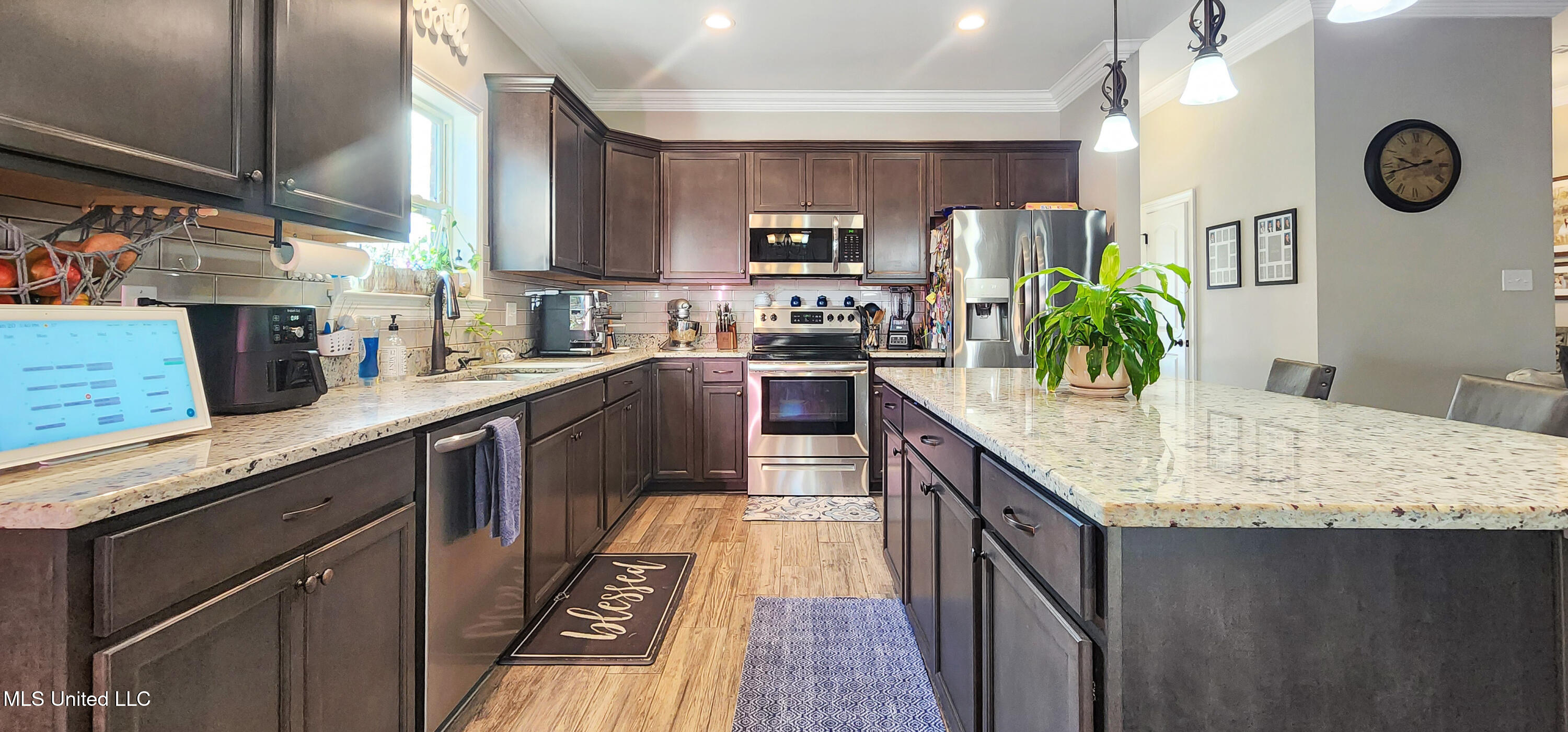 14456 North Swan Road Gulfport, MS 39503 - Photo 5 of 28 Kitchen