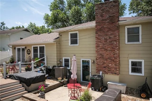 $312,500 | 315 Goodrich Drive, Warrensburg, MO 64093