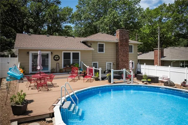 $312,500 | 315 Goodrich Drive, Warrensburg, MO 64093