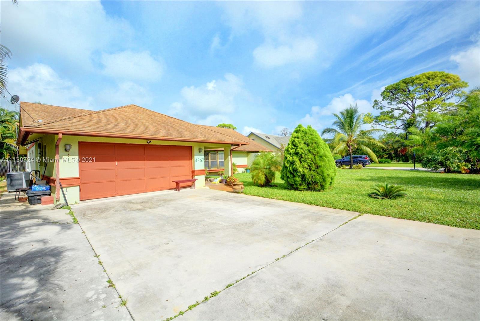 4367 Coconut Road Lake Worth, FL 33461 - Photo 3 of 49 Gallery Image 3