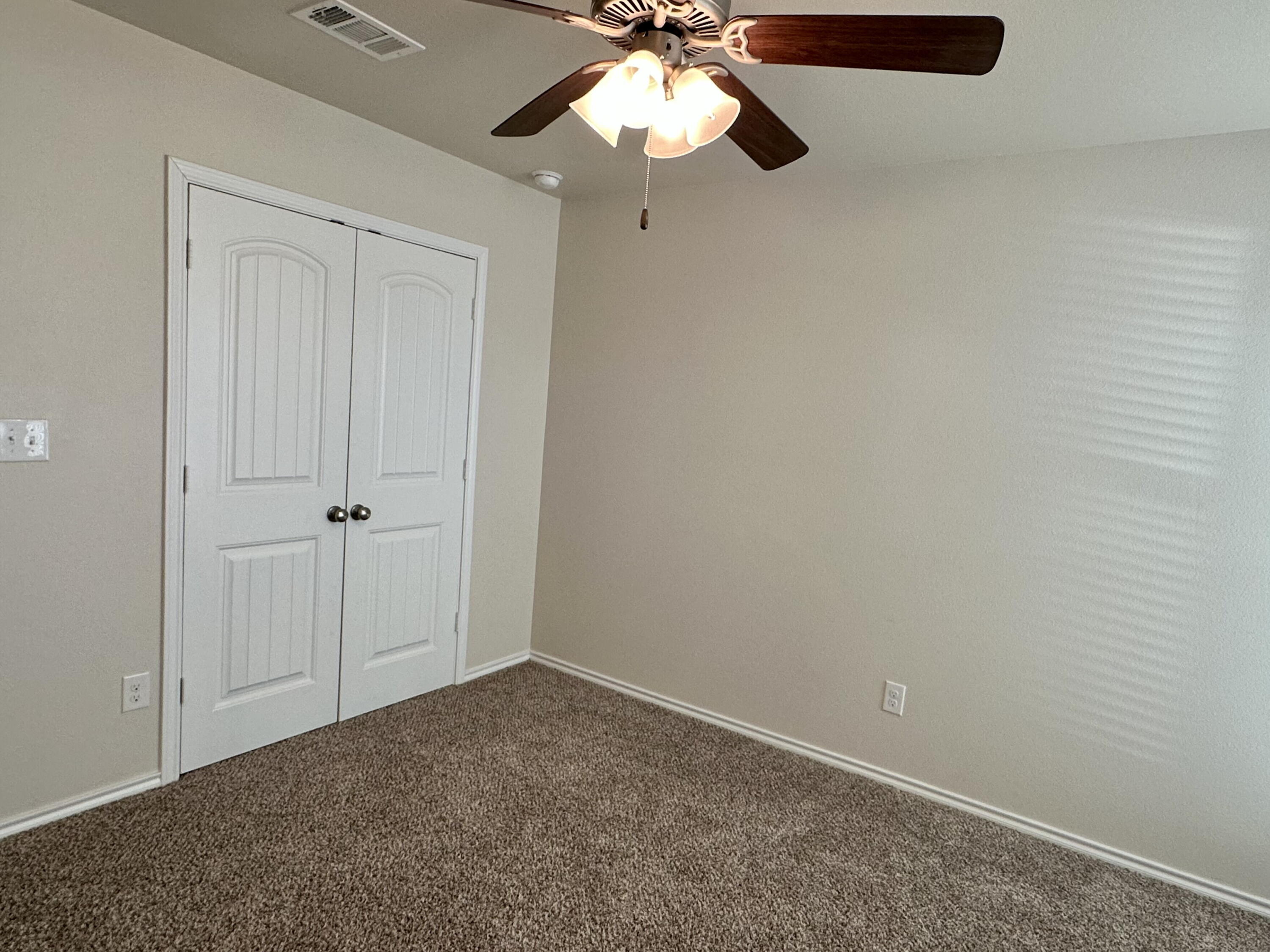 7046 95th Street Lubbock, TX 79424 - Photo 3 of 17 IMG_1408