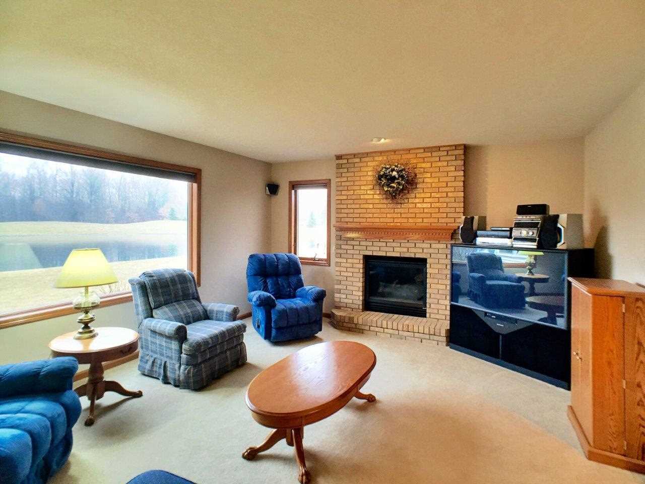 5721 Monroeville Road Fort Wayne, IN 46816 - Photo 3 of 30