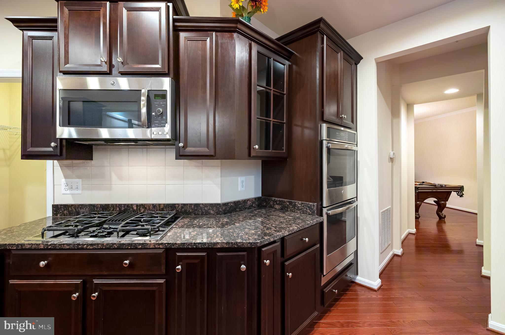 8102 Ridgely Loop Severn, MD 21144 - Photo 11 of 38 Kitchen (alt view)