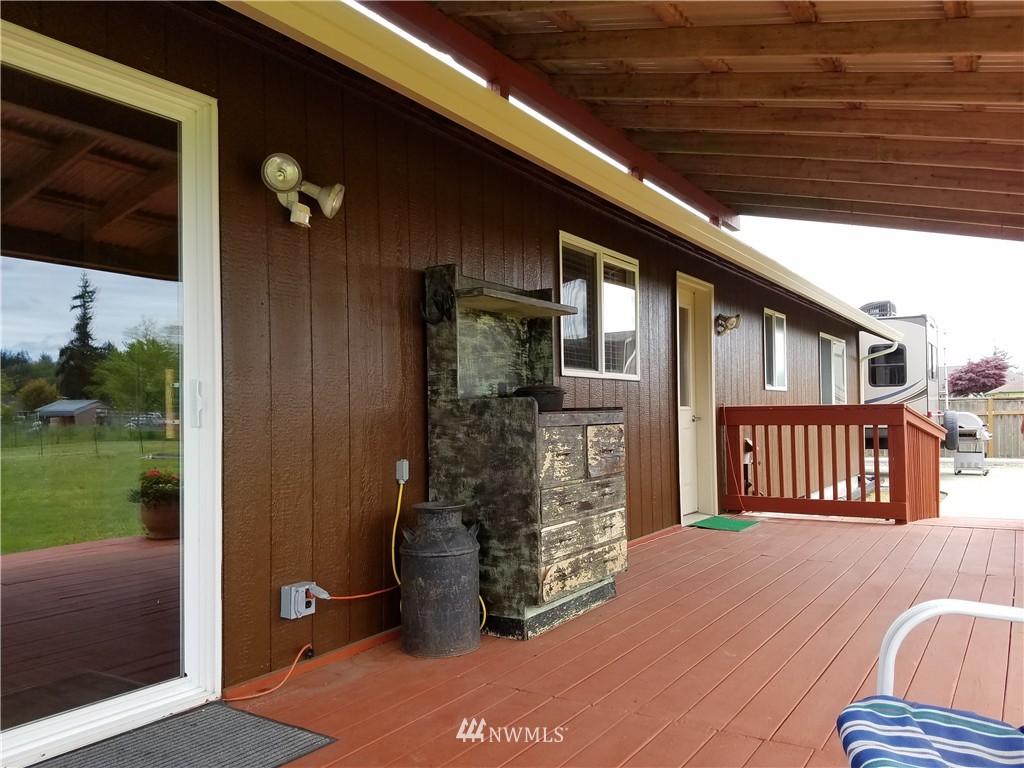 9226 Applegate Loop Southwest Rochester, WA 98579 - Photo 22 of 25