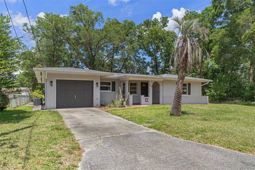 314 Daisy Lane Inverness, FL 34452 - Photo 2 of 23 Gallery Image 2