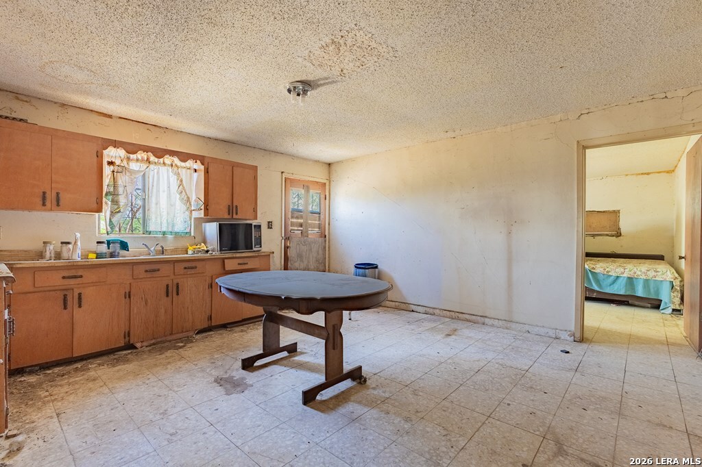 1850 Eidson Road Eagle Pass, TX 78852 - Photo 28 of 44