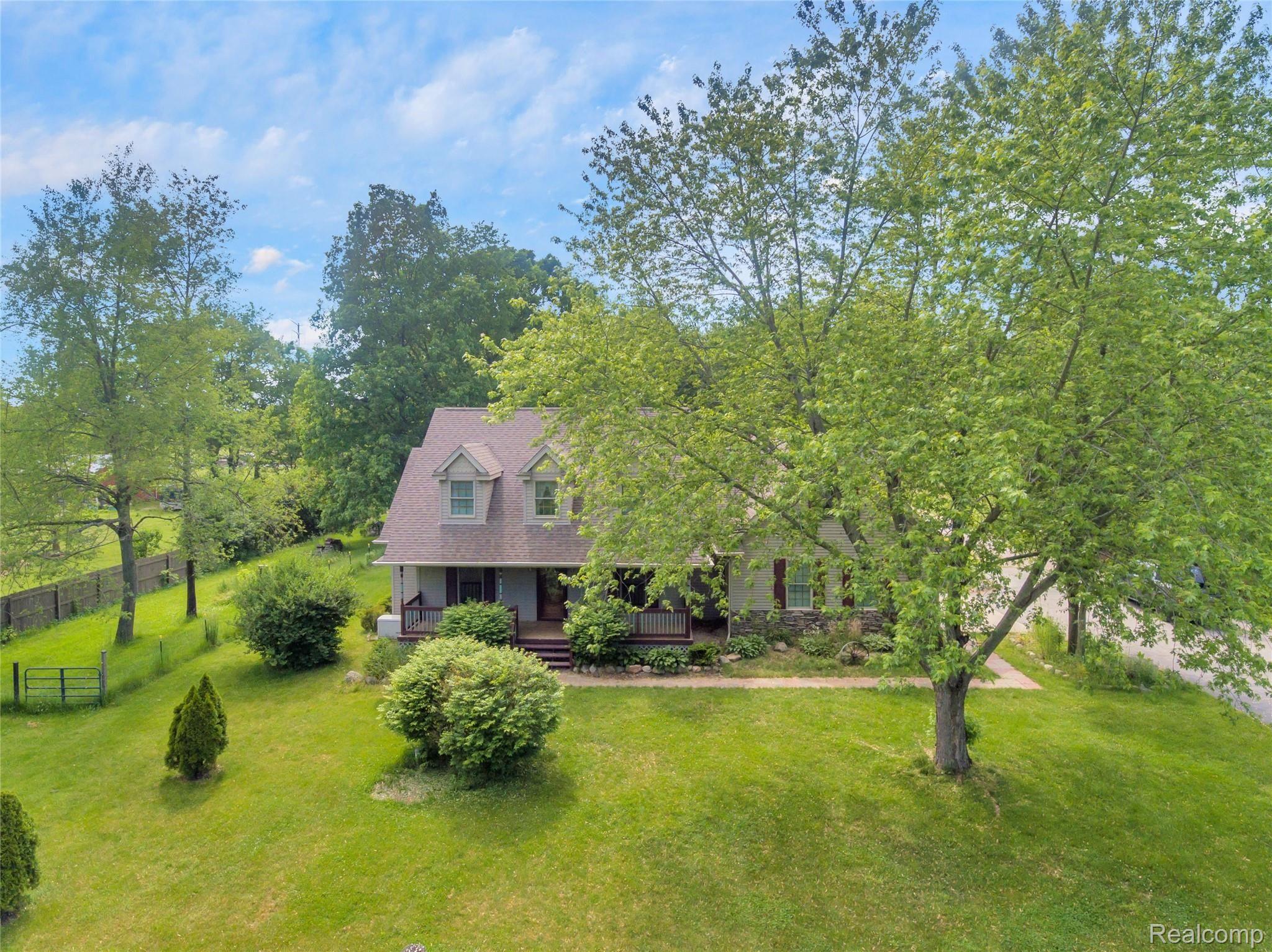 3250 Pingree Road Howell, MI 48843 - Photo 6 of 72 qisrqYp0.jpeg