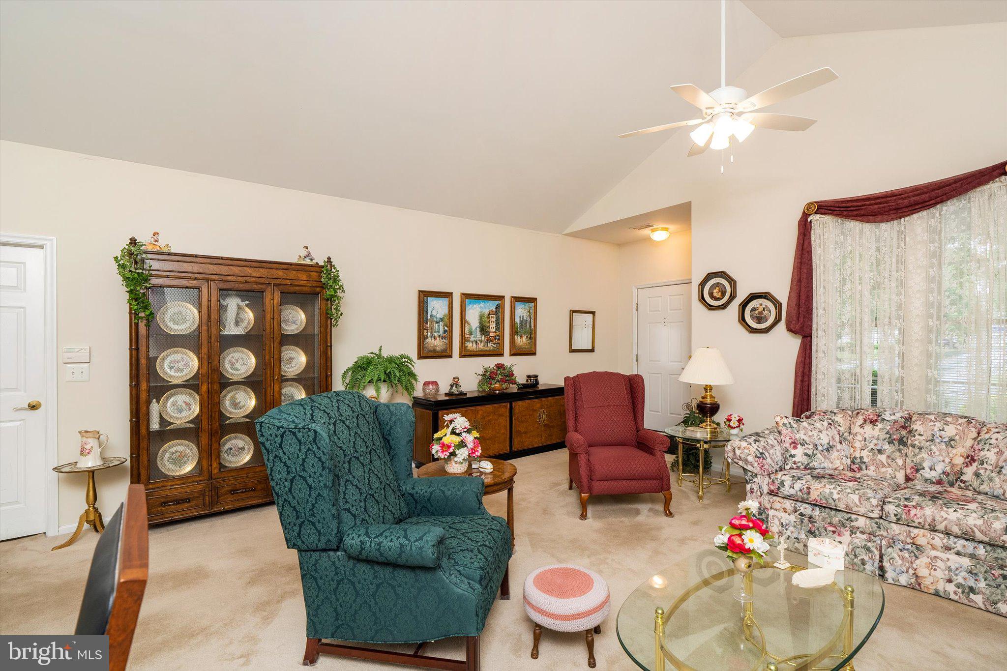 10 Hummingbird Drive Hamilton, NJ 08690 - Photo 8 of 27