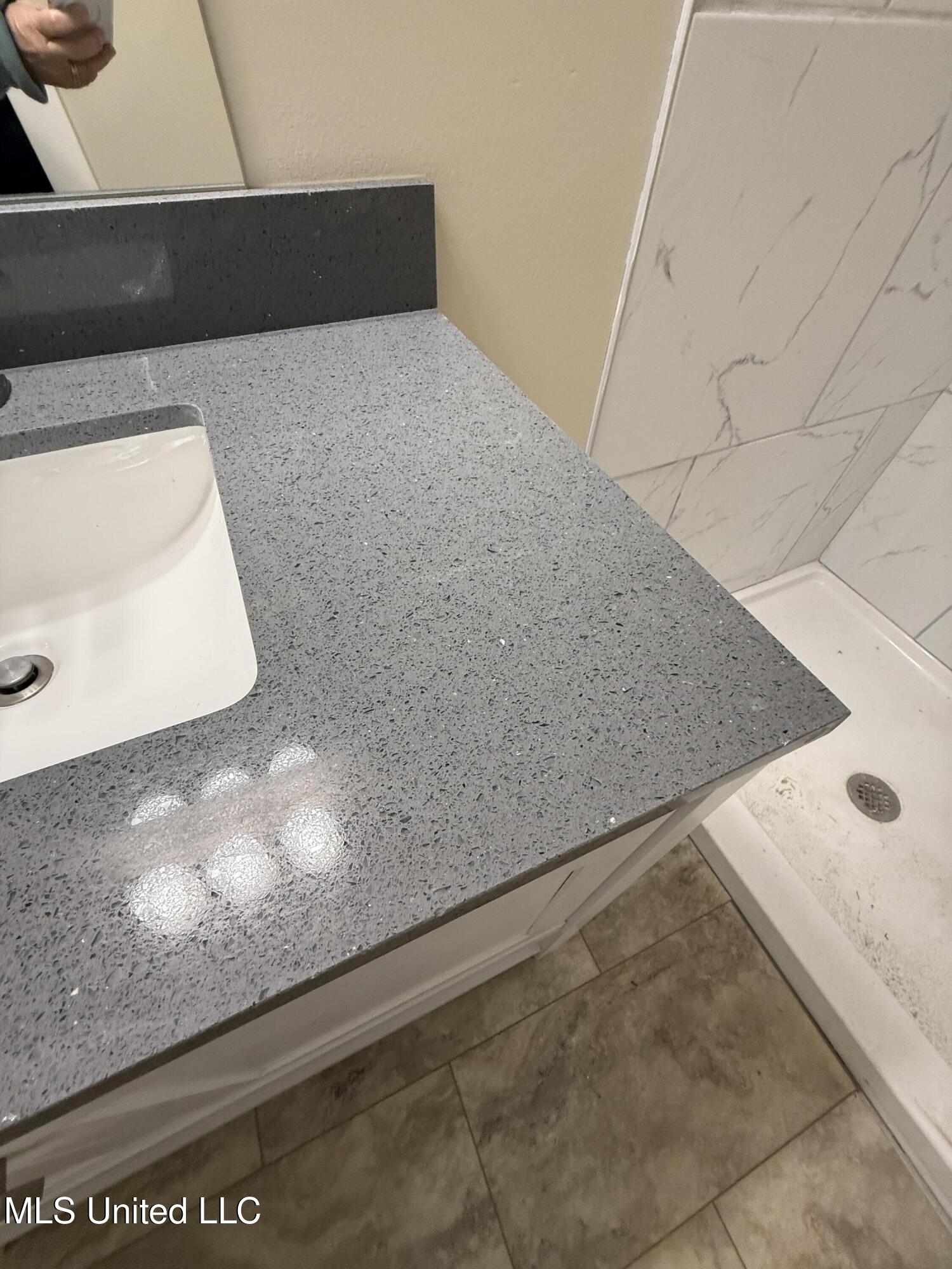 320 Eagle Cove Pearl, MS 39208 - Photo 29 of 47 Solid Countertop