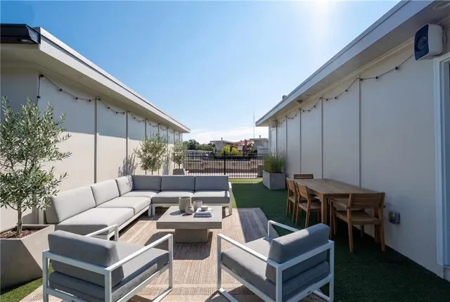 $795,000 | 353 Brownstones Circle Northeast, Atlanta, GA 30312