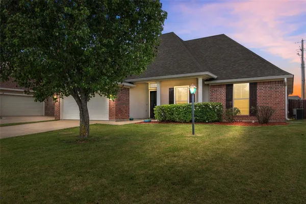 $285,000 | 316 North Hampton Street, Haughton, LA 71037