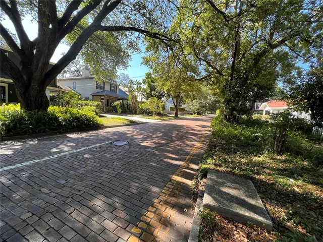 $3,200 | 21 North Thornton Avenue, Orlando, FL 32801