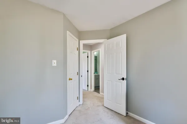 $515,000 | 14445 Glencrest Circle, Unit 74, Centreville, VA 20120