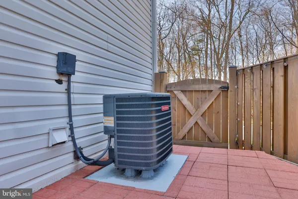 $515,000 | 14445 Glencrest Circle, Unit 74, Centreville, VA 20120