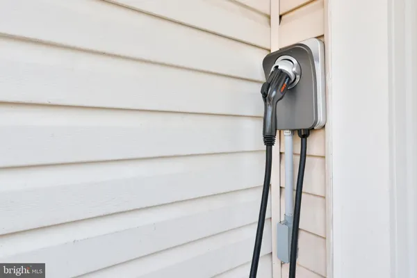 $515,000 | 14445 Glencrest Circle, Unit 74, Centreville, VA 20120