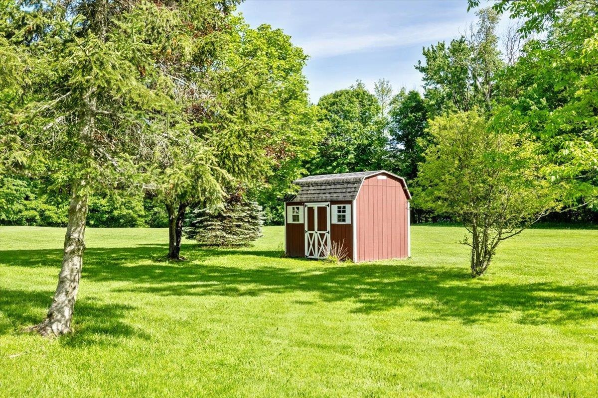859 Polly Hubbard Road Georgia, VT 05478 - Photo 29 of 34
