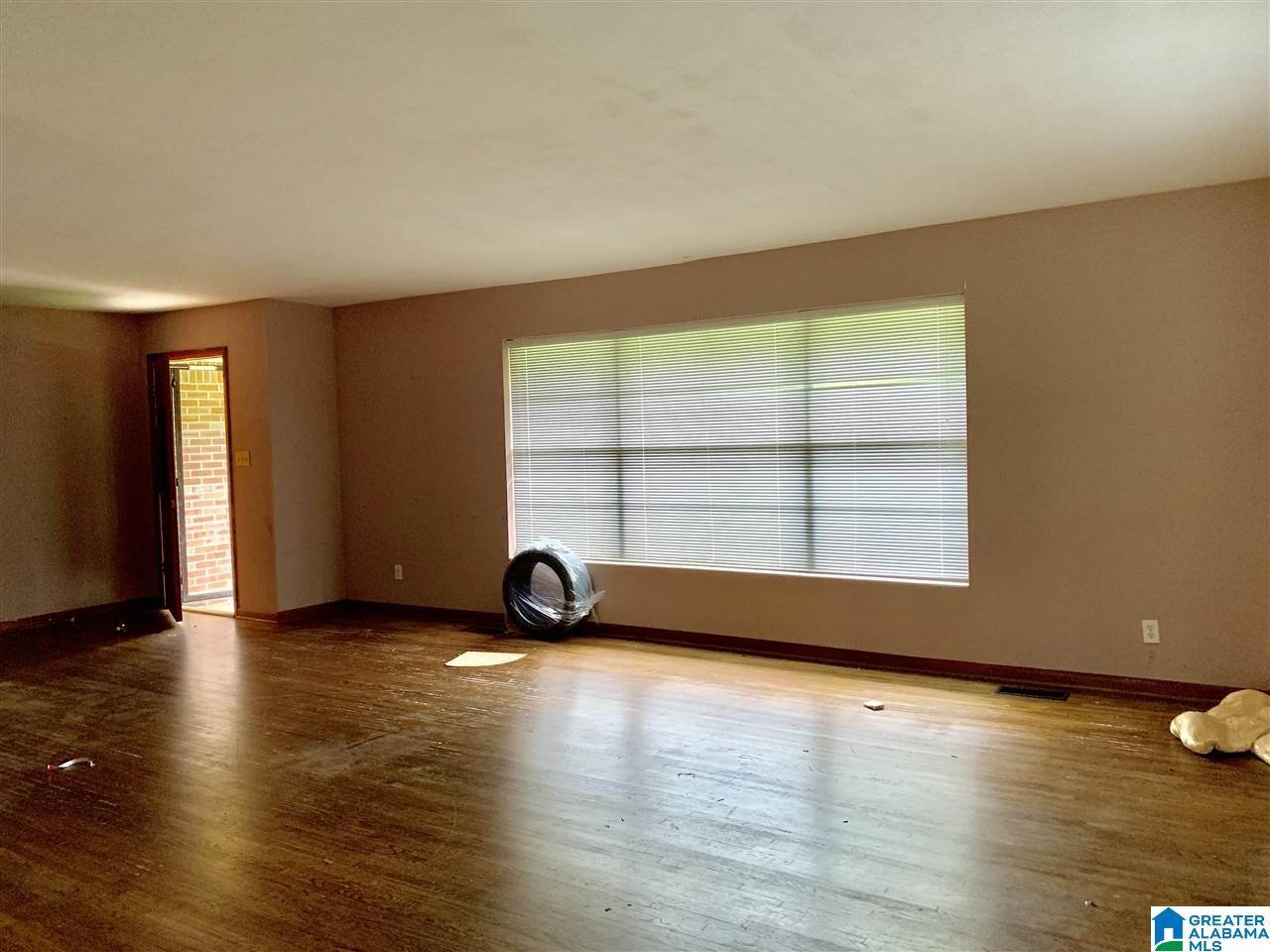 629 Portercrest Road Graysville, AL 35073 - Photo 4 of 15