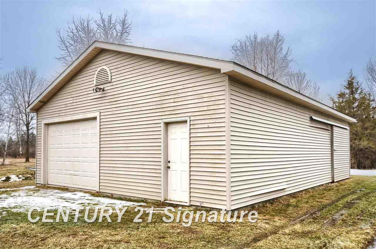 8307 Potter Road Flushing, MI 48433 - Photo 44 of 48