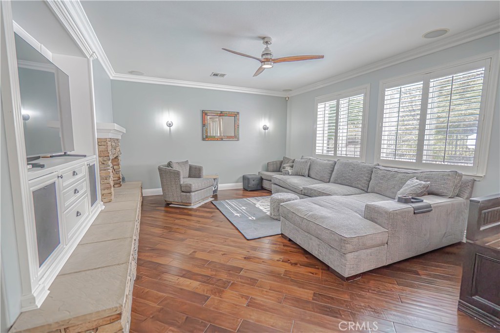 25531 Durant Place Stevenson Ranch, CA 91381 - Photo 12 of 63