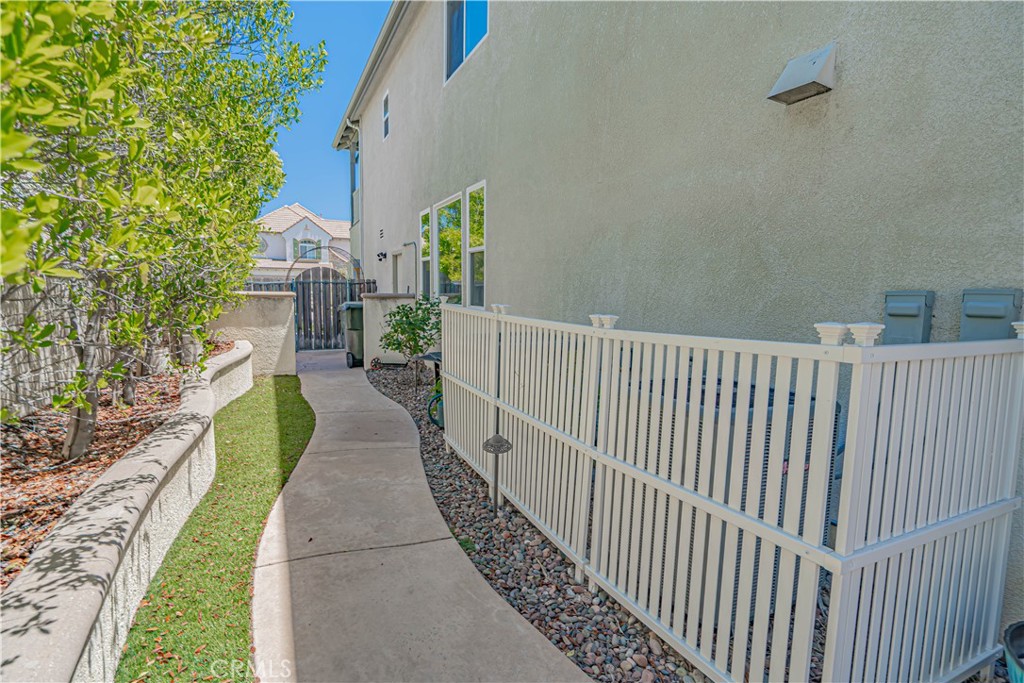 25531 Durant Place Stevenson Ranch, CA 91381 - Photo 46 of 63