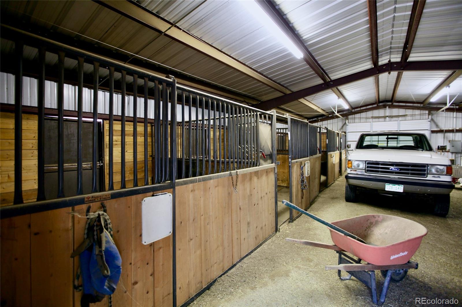 530 Red Feather Road Cotopaxi, CO 81223 - Photo 44 of 46 a view of a garage