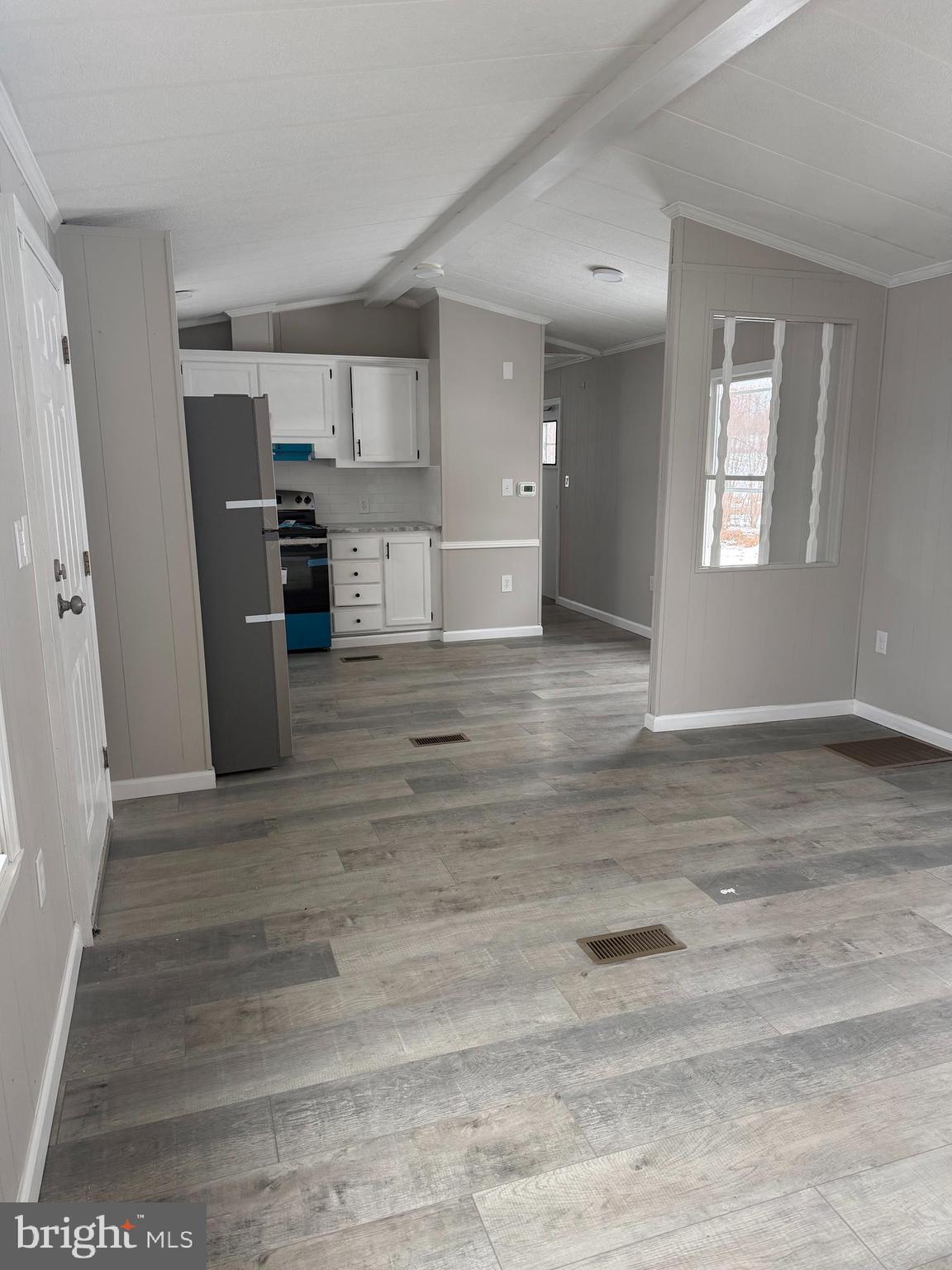 867 Aspen Avenue Spring City, PA 19475 - Photo 2 of 12 Kitchen