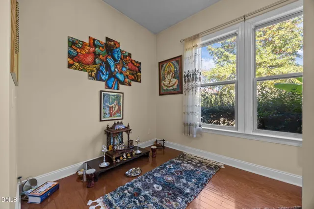 $869,900 | 712 Pierside Drive, Cary, NC 27519