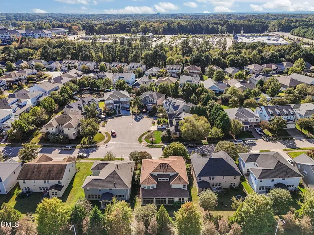 $869,900 | 712 Pierside Drive, Cary, NC 27519