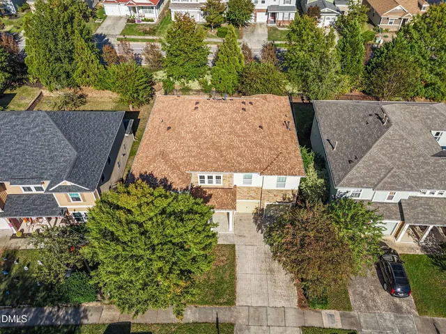 $869,900 | 712 Pierside Drive, Cary, NC 27519