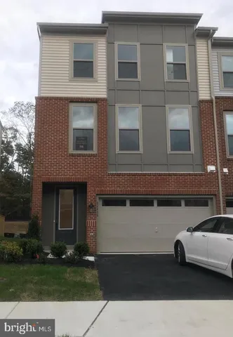 $3,500 | 42416 Dogwood Glen Square, Sterling, VA 20166