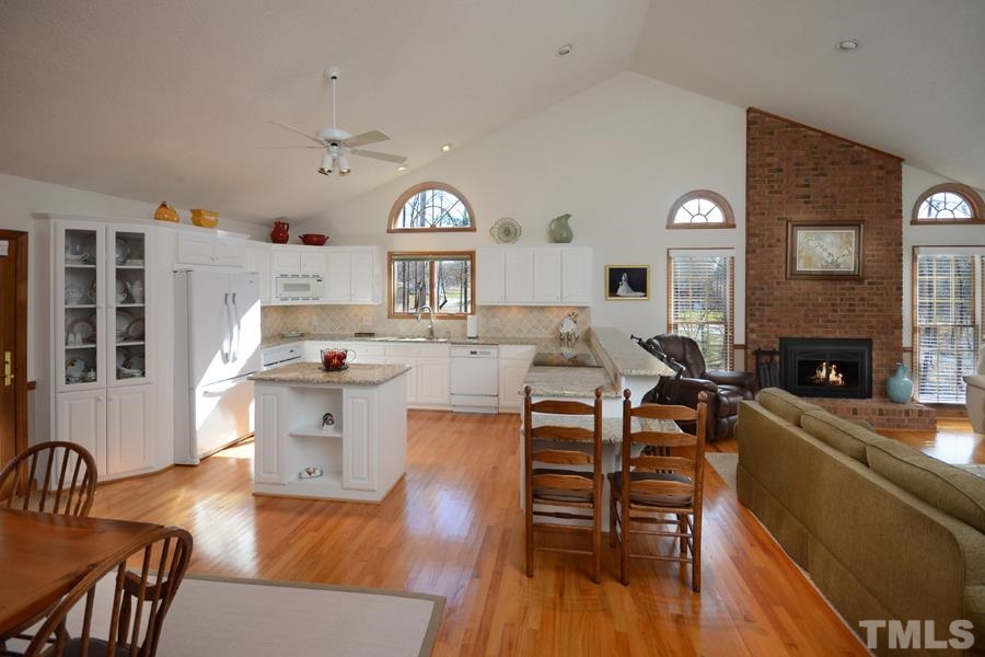 2544 Burton Road Durham, NC 27704 - Photo 6 of 18 Gallery Image 6