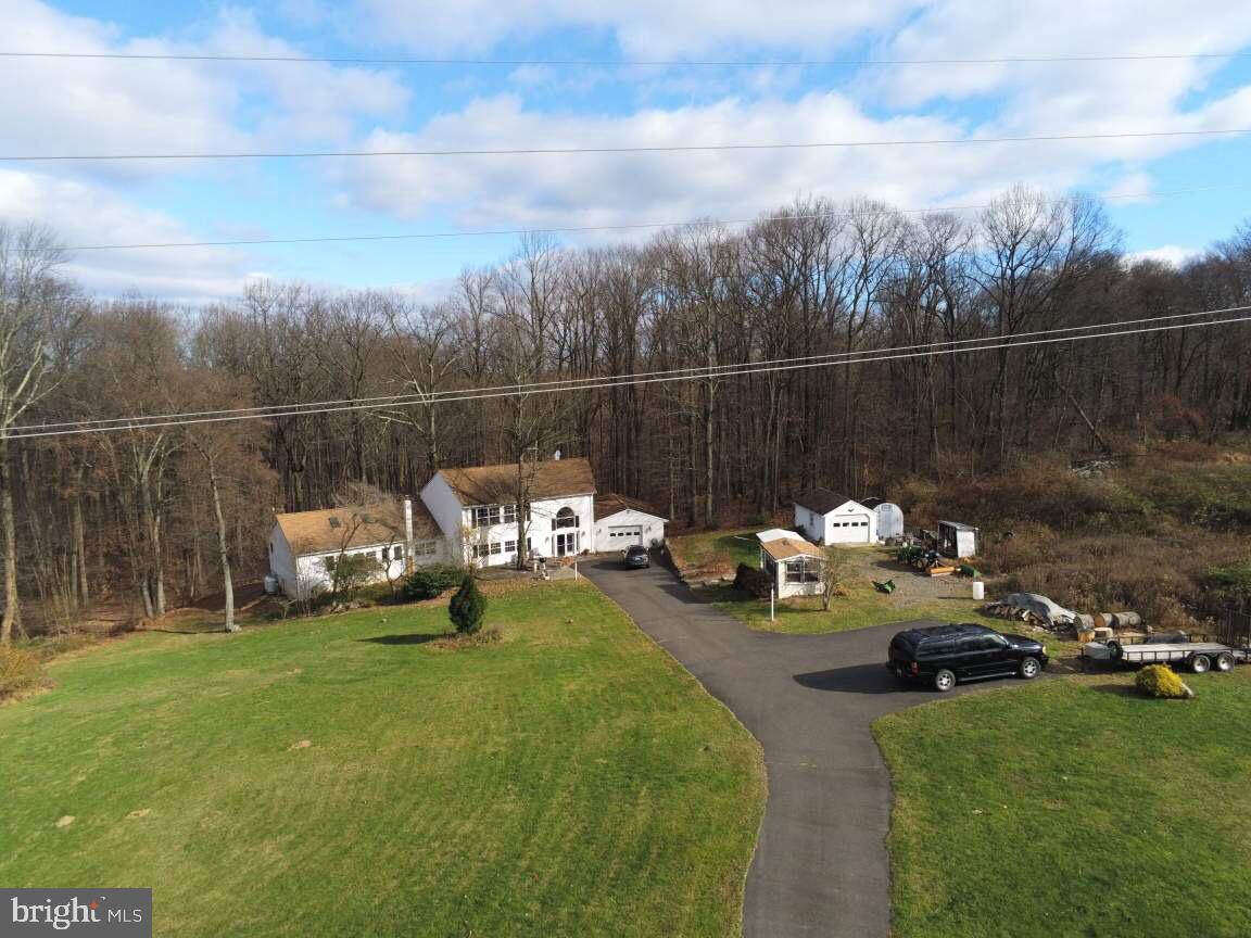 39 Old Company Road Barto, PA 19504 - Photo 5 of 48 Gallery Image 5