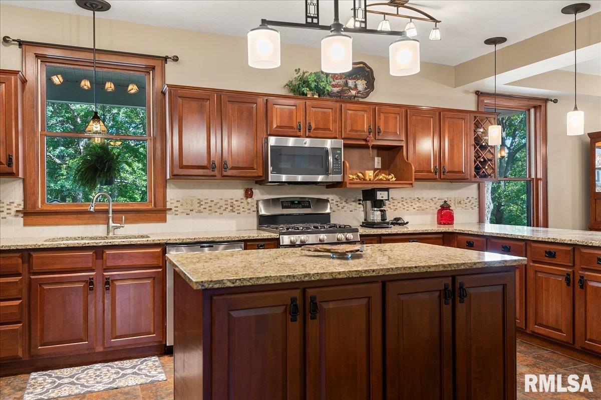 5920 Waldmire Road Rochester, IL 62563 - Photo 24 of 86