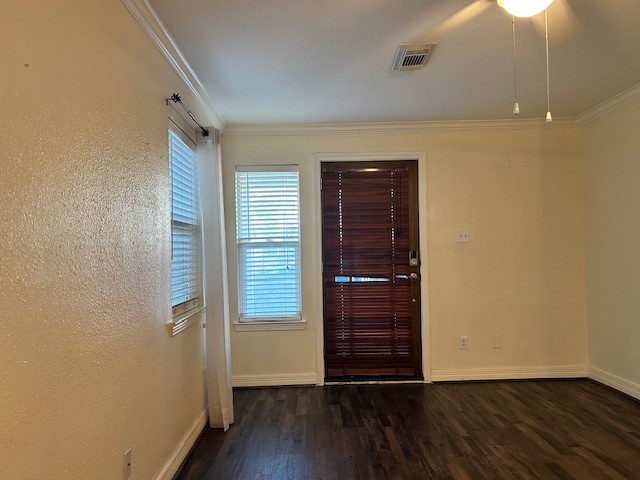 4401 Marina Street, Unit B Houston, TX 77007 - Photo 9 of 26 a view of an empty room with wooden floor and a window