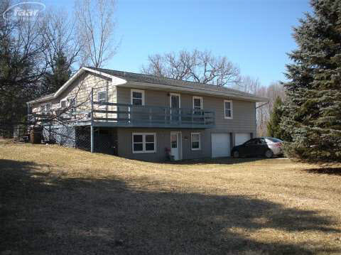 10382 Fenner Road Perry, MI 48872 - Photo 1 of 17 20364370.JPG