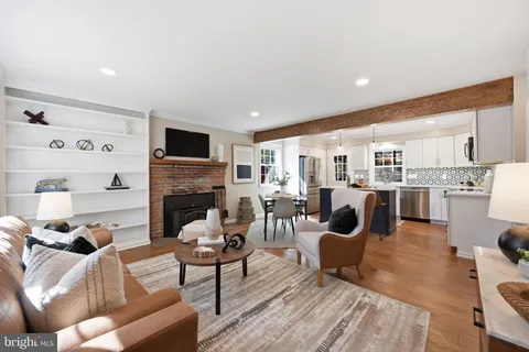 $474,500 | 114 Royal Oak Drive, New Market, MD 21774